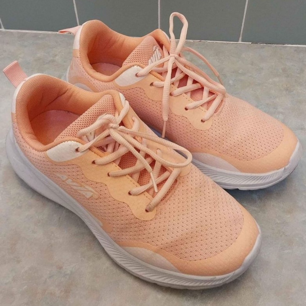 Avia running shoes